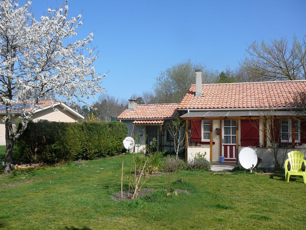 Guesthouse La Burle Парантіс-ан-Борн Номер фото